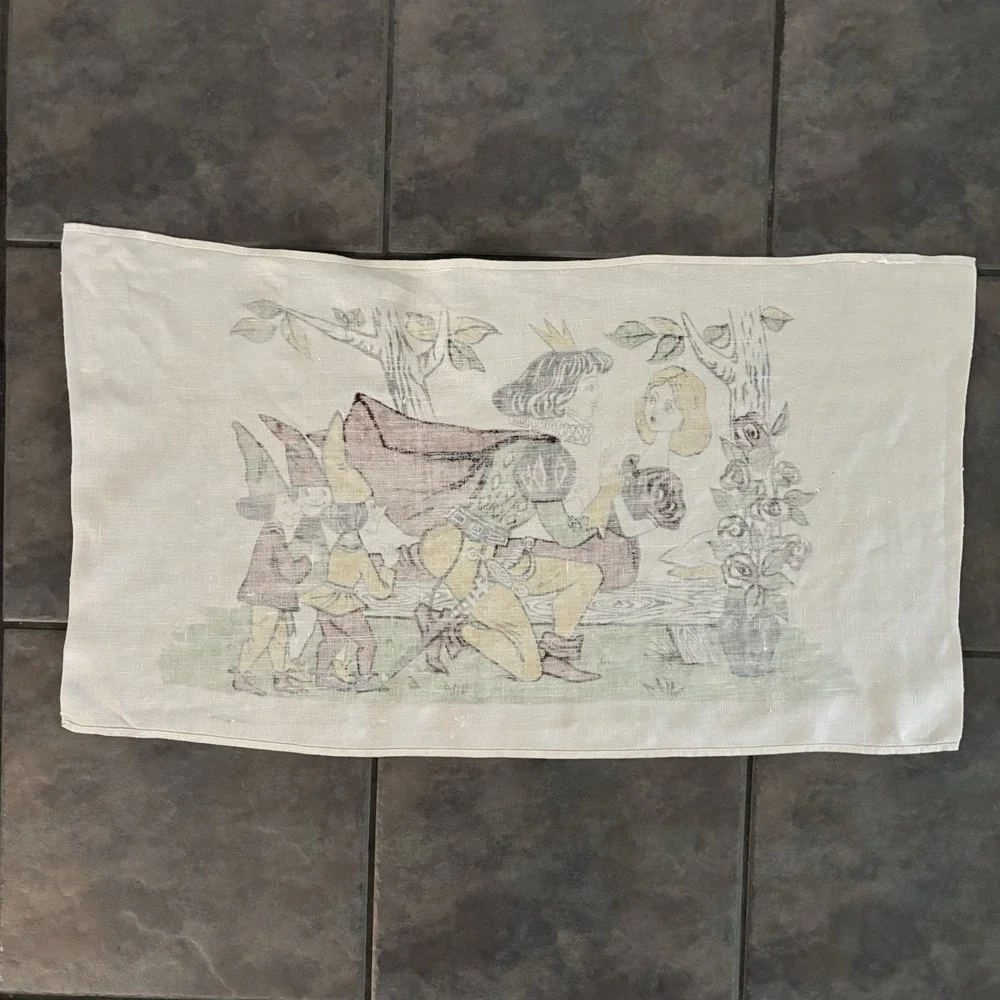 Vtg Retro‎ Snow White Themed Linen Kitchen Tea Towel Off White 28x15.5